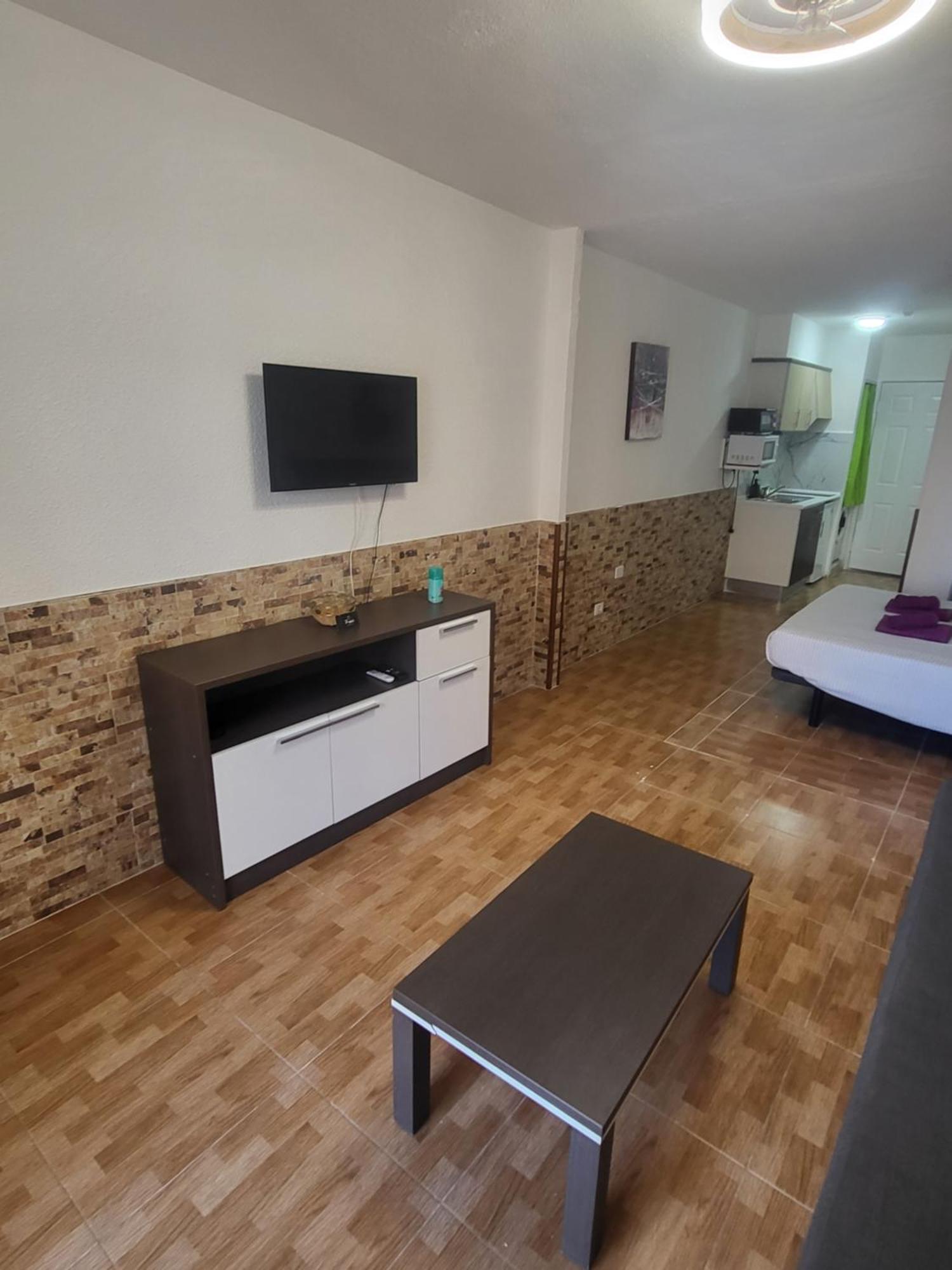 Tropic En Castle Harbour Los Cristianos (Tenerife)
